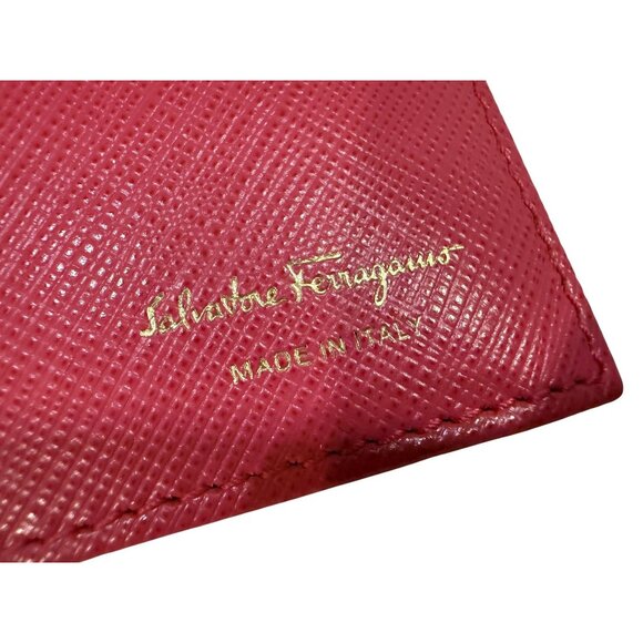 Salvatore Ferragamo Pink Leather Chain Strap Clutch With Gold Bow Detail - Picture 4 of 9